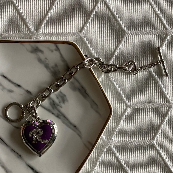 R Initial heart locket toggle bracelet 💜 - Picture 1 of 7